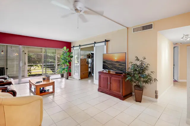  Unit 205 photo 6