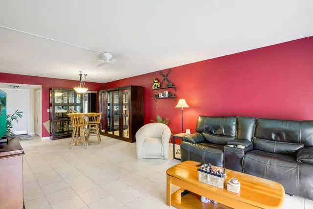  Unit 205 photo 7