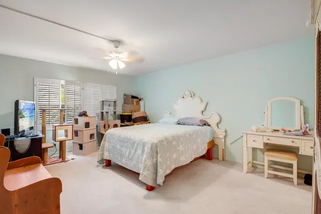  Unit 205 photo 14