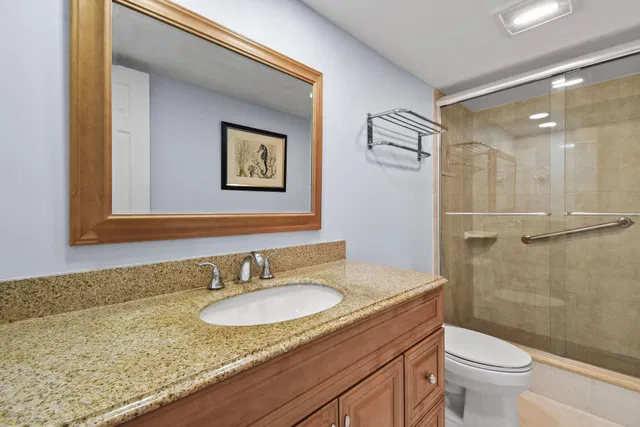  Unit 510 photo 18