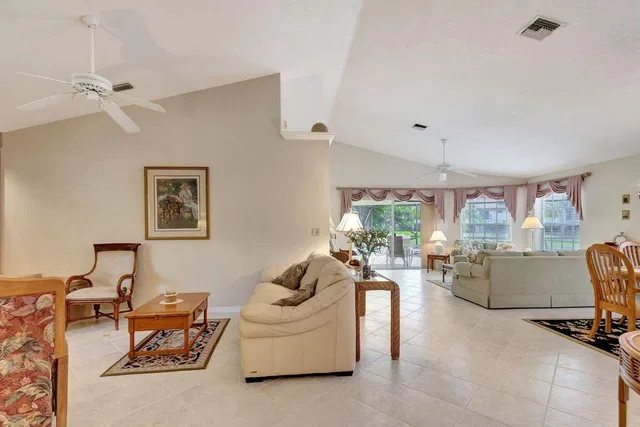 Jonathan's Landing Jupiter FL Residence photo 5