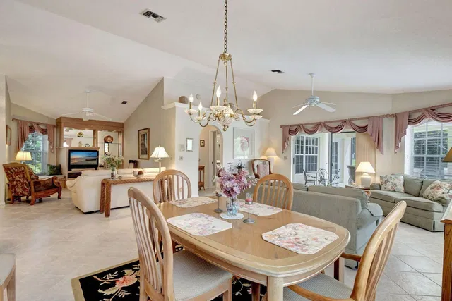 Jonathan's Landing Jupiter FL Residence photo 11