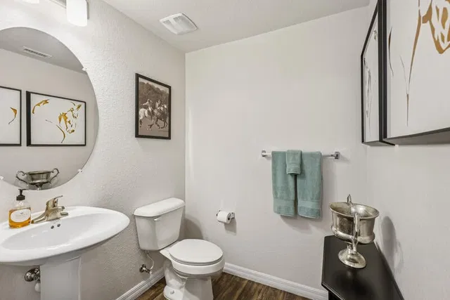 Residence photo 3
