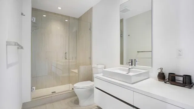 Tower 155 Unit 301 photo 27