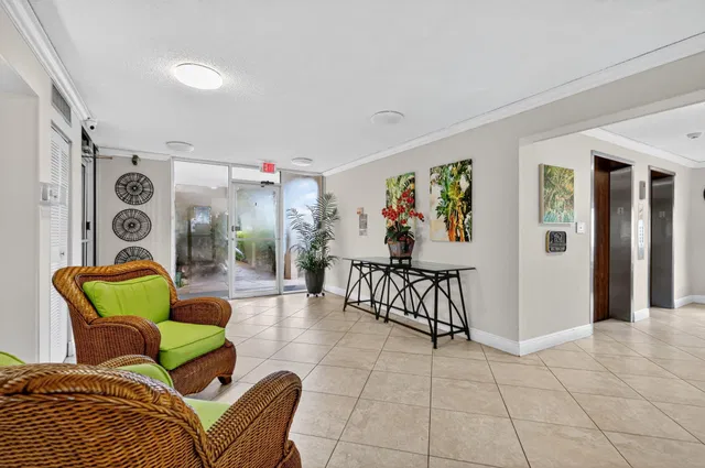 Unit 220 photo 39