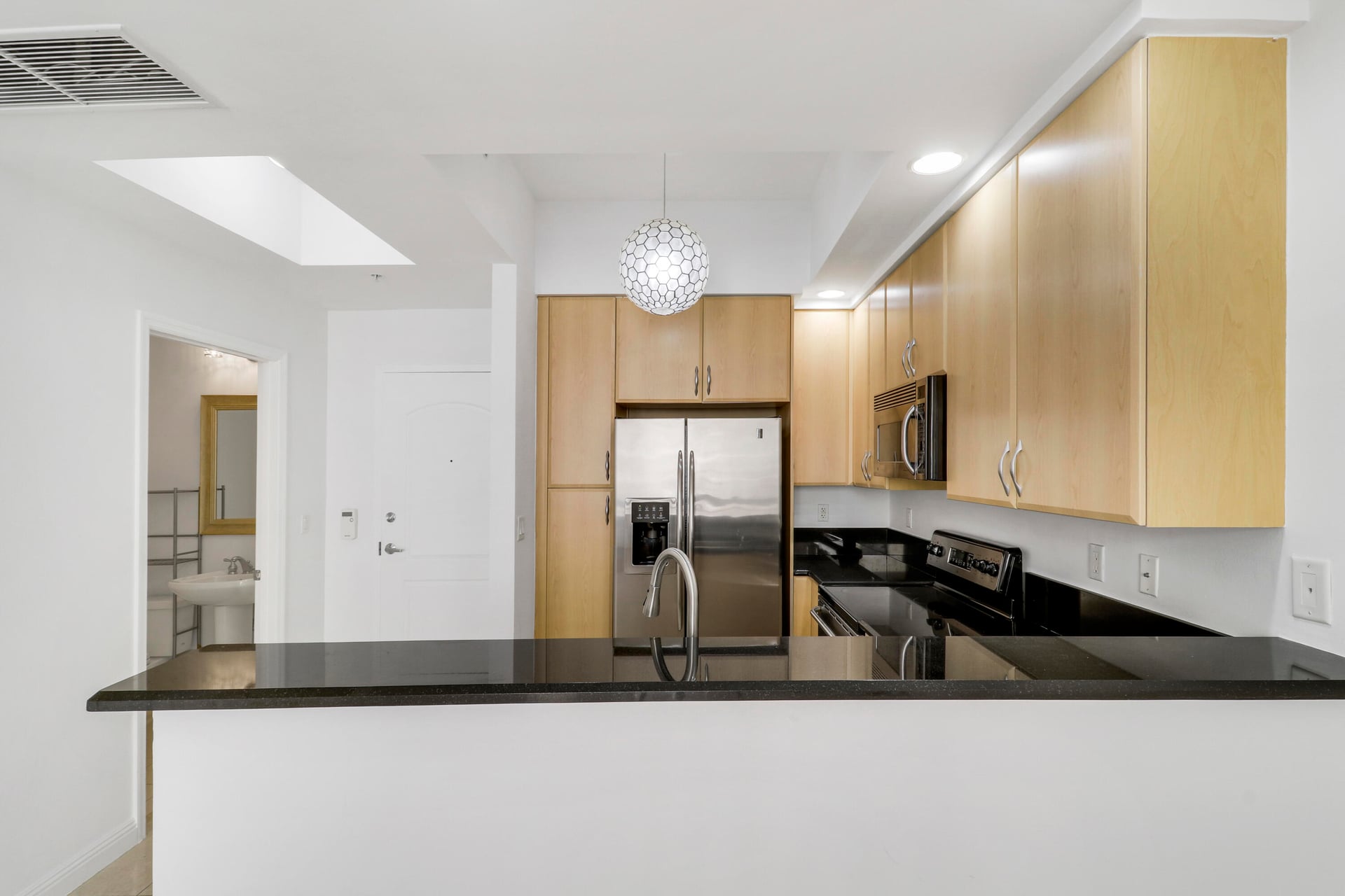 One City Plaza Unit 1523 photo 4