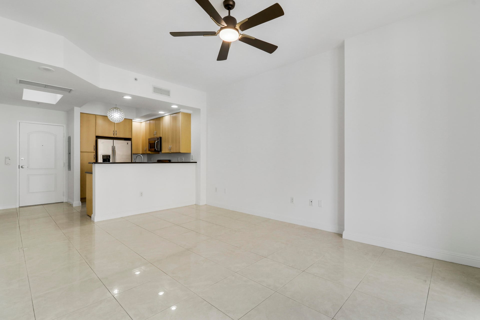 One City Plaza Unit 1523 photo 9