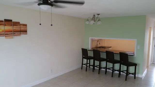 Unit 202 photo 2