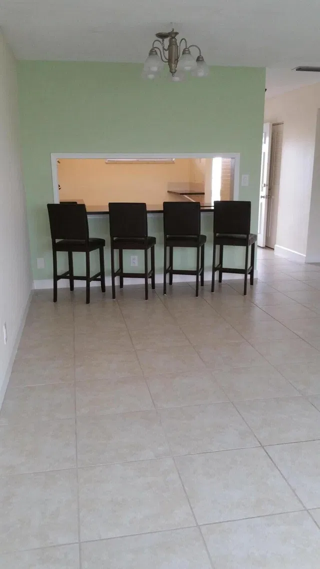 Unit 202 photo 3