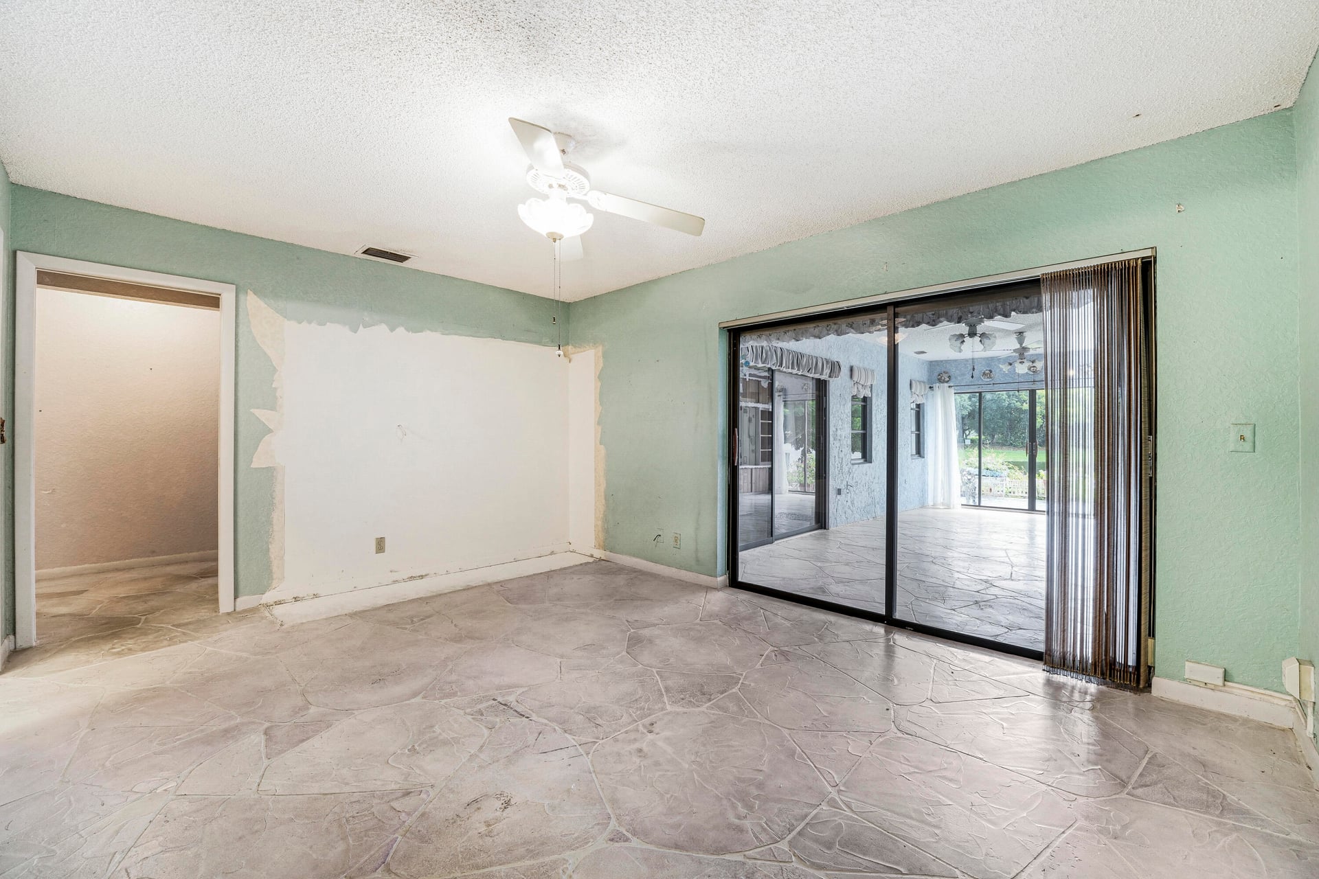  Residence photo 30