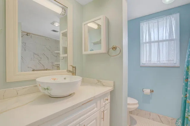 Unit 503 photo 21