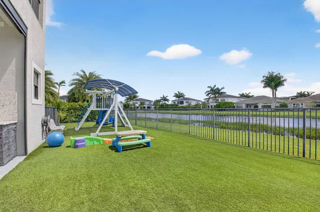 Boca Bridges Residence photo 63