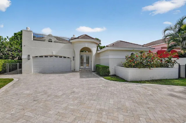 Residence photo 5