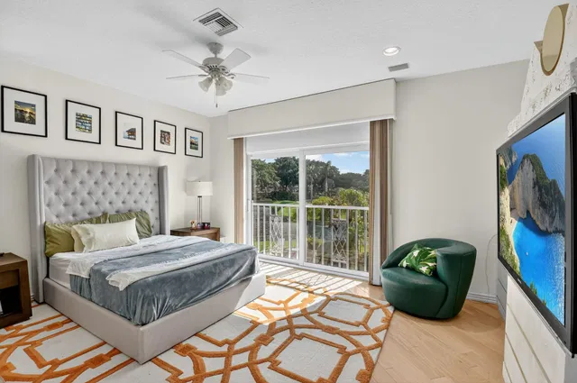 Residence photo 44
