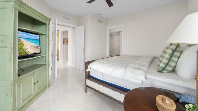 Water Club North Palm Beach Unit 402 photo 18