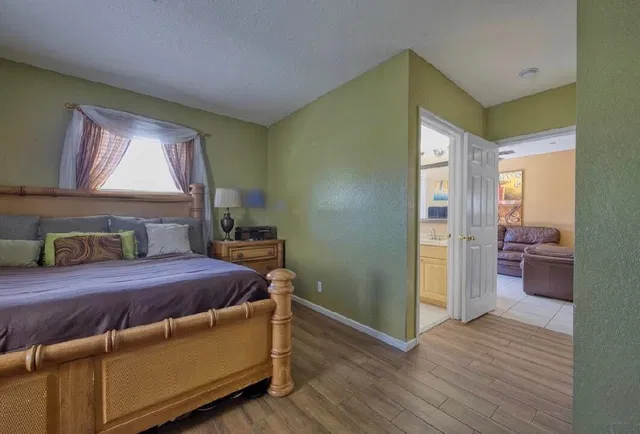 Residence photo 11