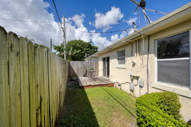 Residence photo 18