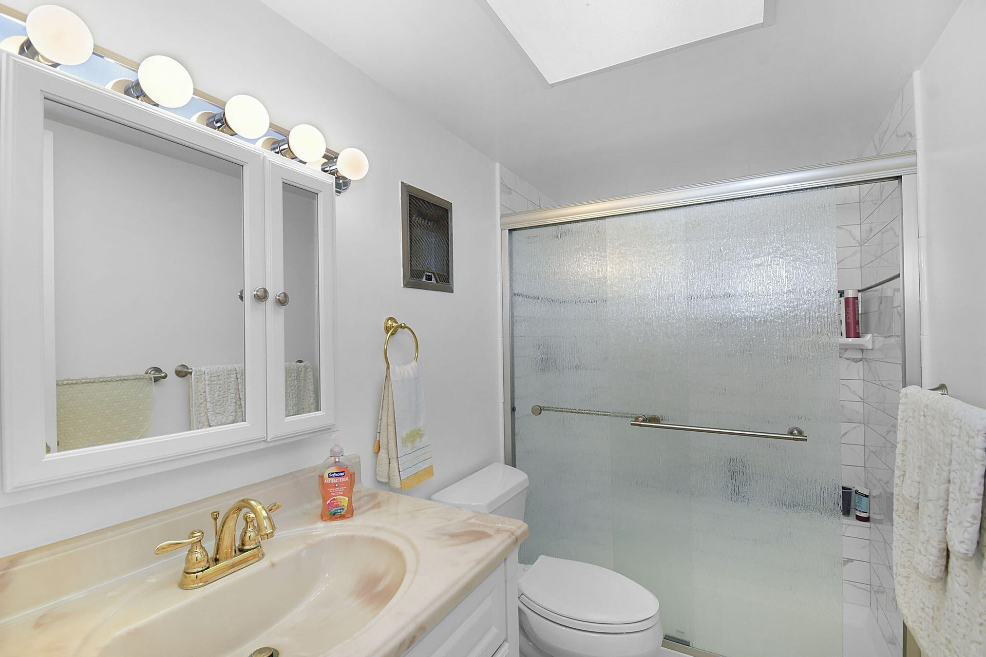  Unit A207 photo 21