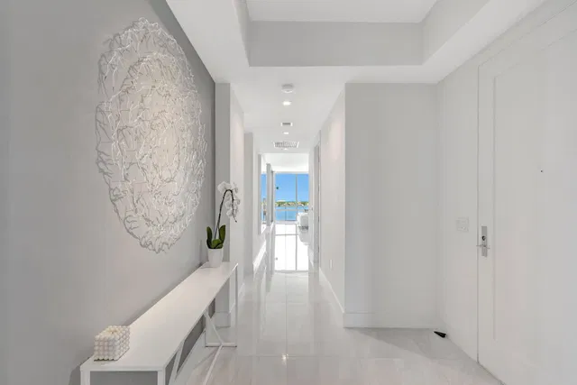 Water Club North Palm Beach Unit 701 photo 4