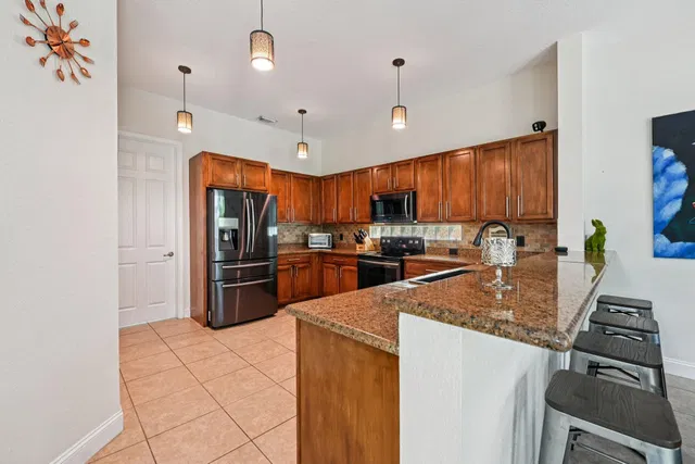Residence photo 11