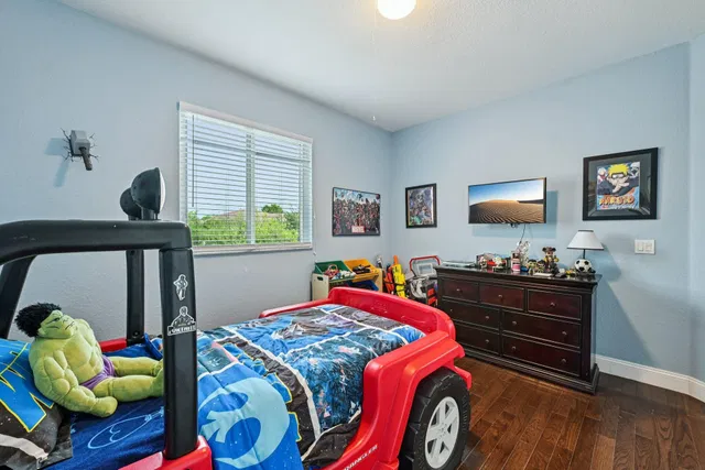 Residence photo 24