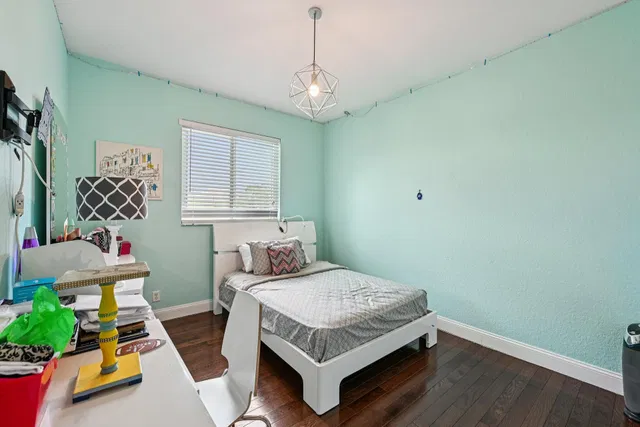 Residence photo 26