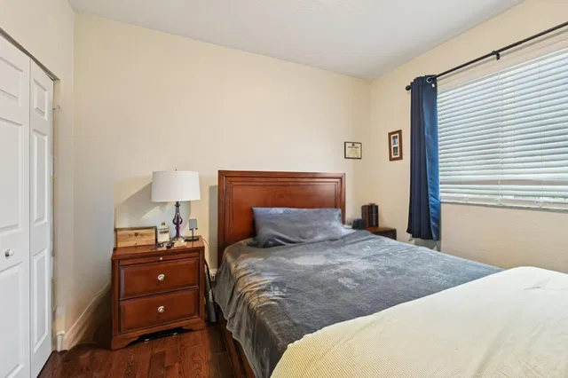 Residence photo 28