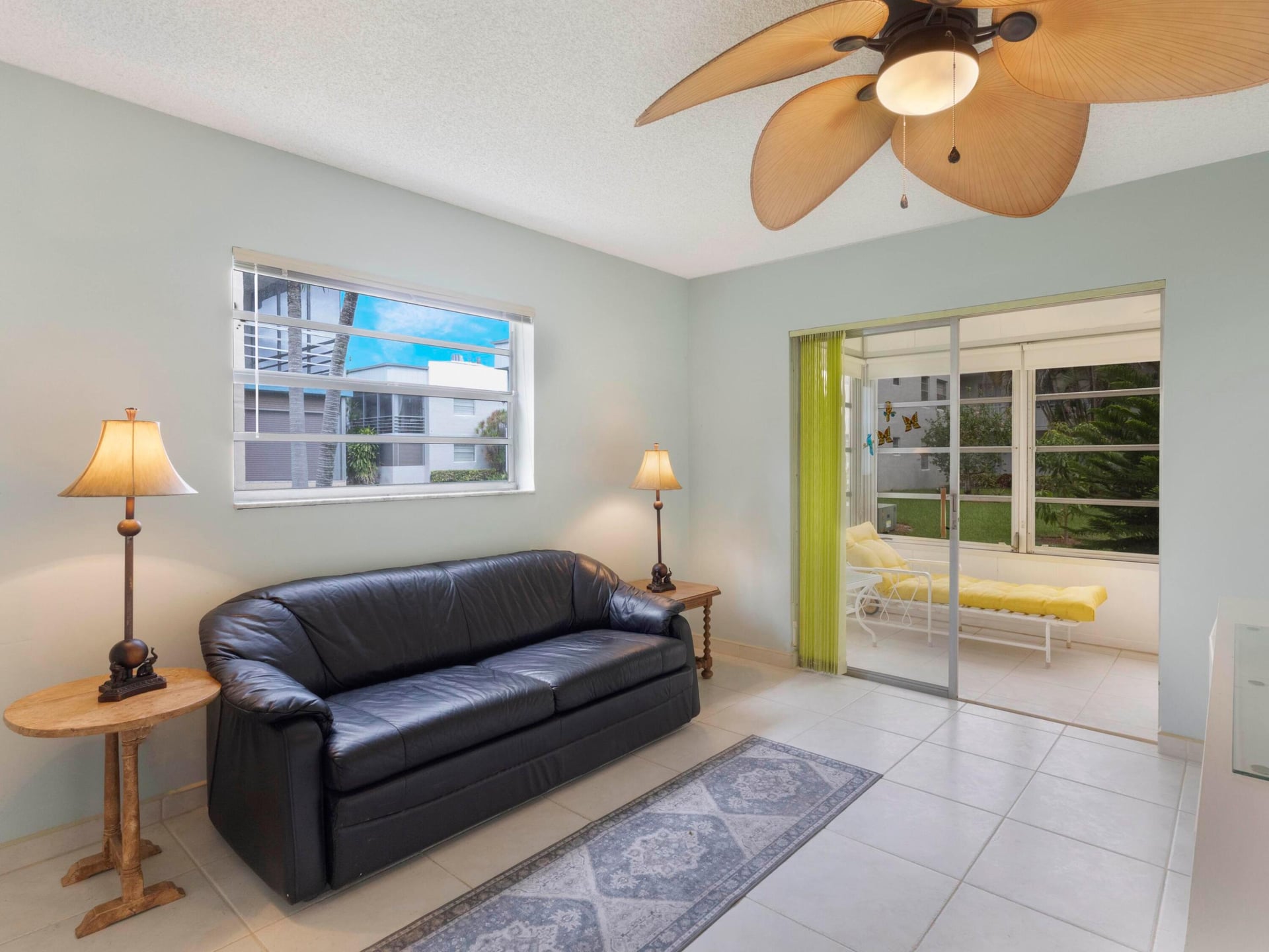Residence photo 12