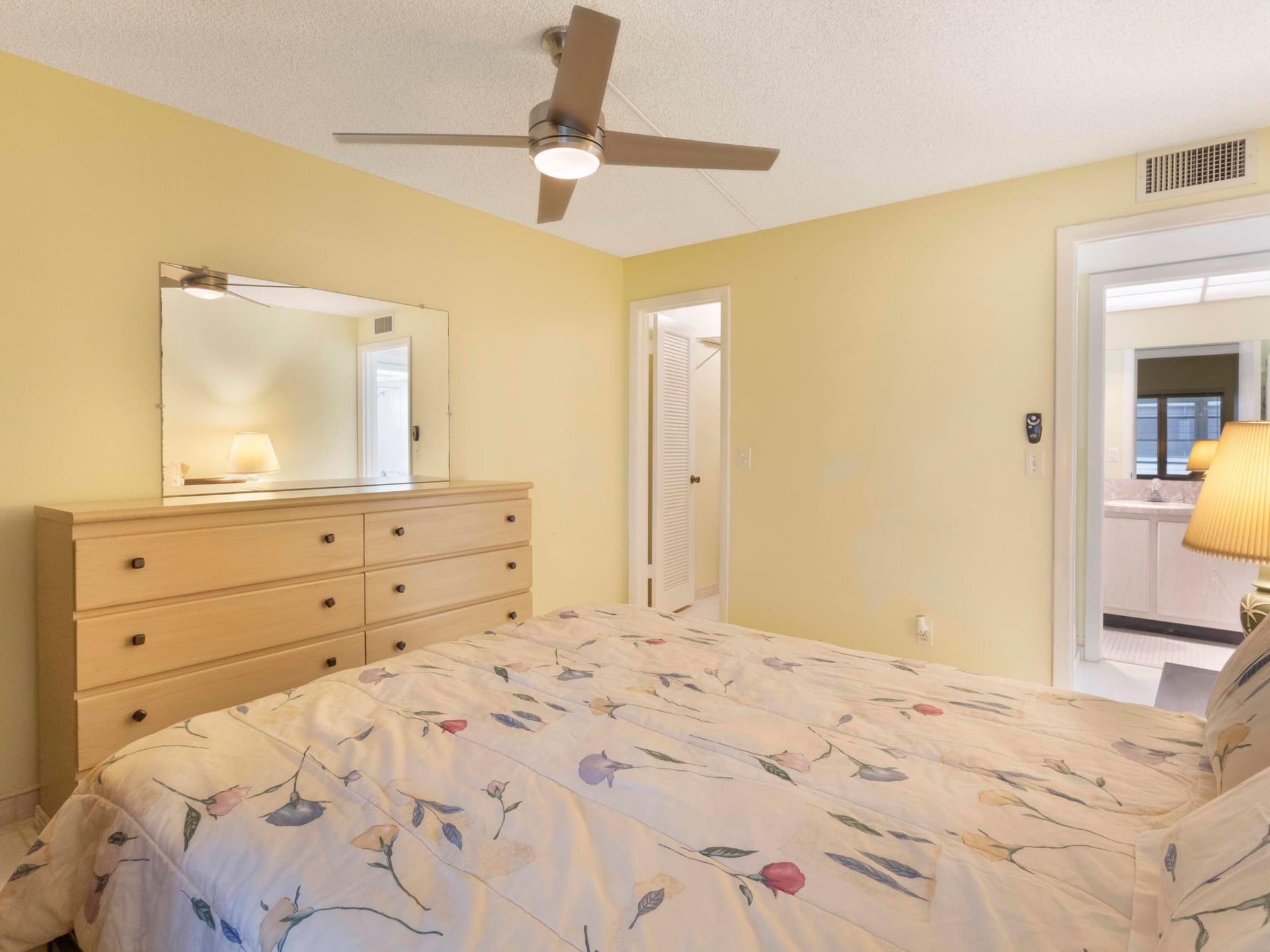 Residence photo 18
