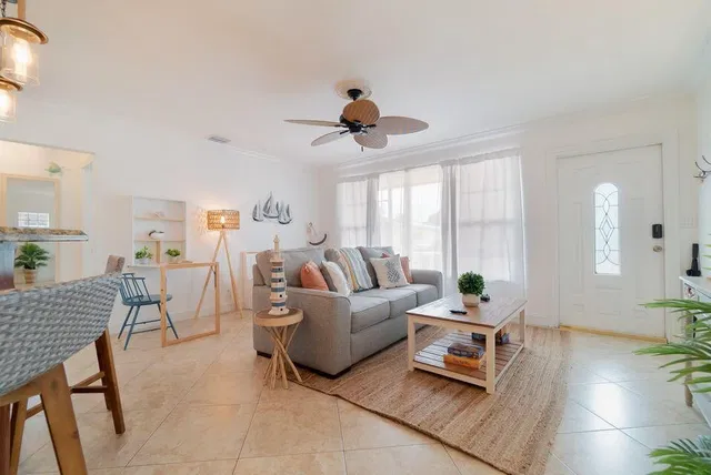 West Palm Beach Residence photo 12