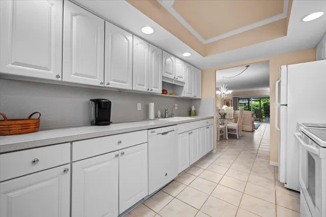 Singer Island Unit 137 photo 17
