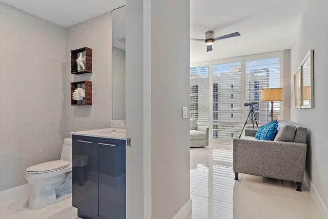 Water Club North Palm Beach Unit 1704 photo 12