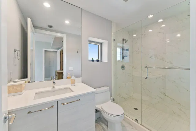 Water Club North Palm Beach Unit 1704 photo 16