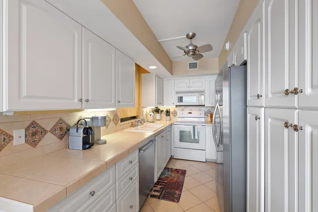 Eastpointe Singer Island Unit 10-B photo 9
