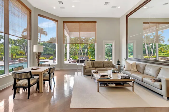 St. Andrews Country Club Residence photo 9