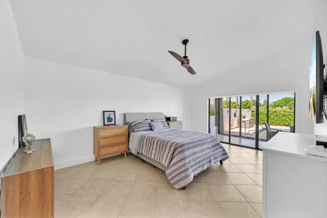 Residence photo 26