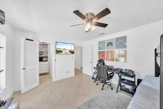 Residence photo 47