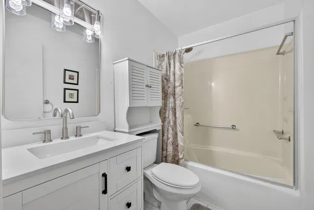 Unit #224 photo 15