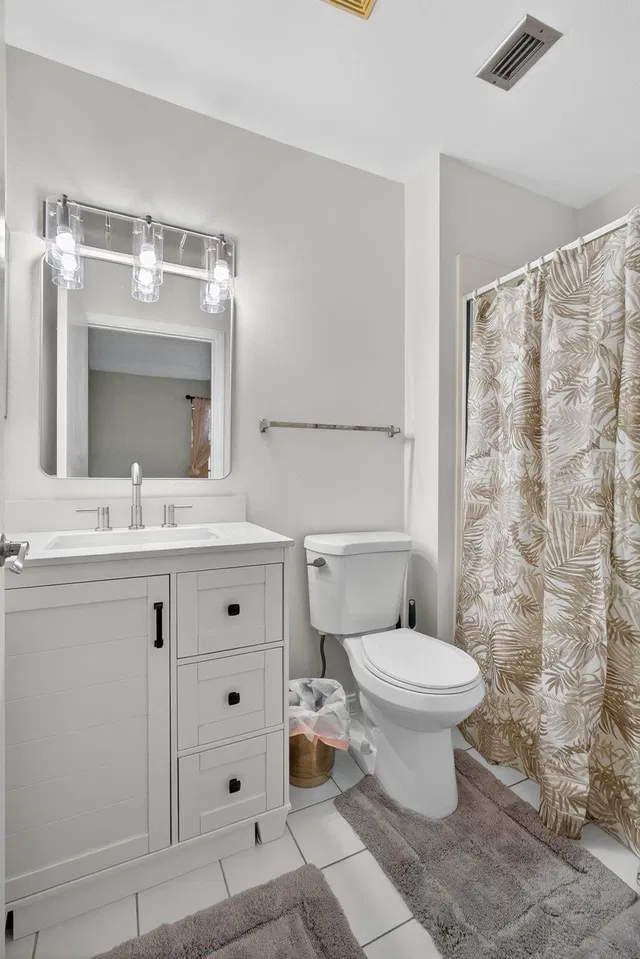 Unit #224 photo 21