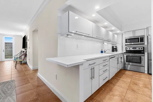 The Patrician of Palm Beach Unit 5150 photo 14