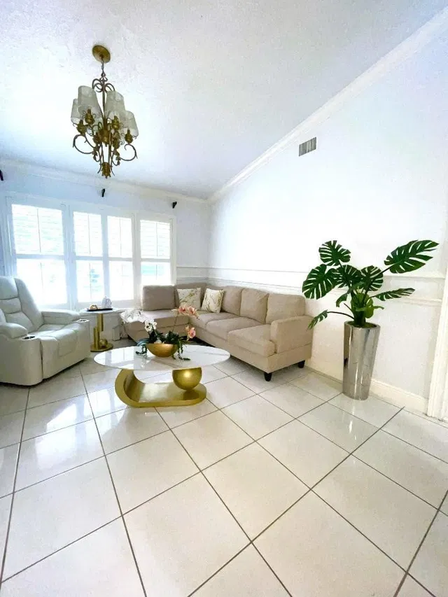 Paddock Park Residence photo 12