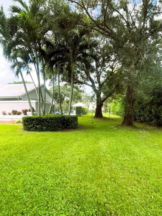 Paddock Park Residence photo 37