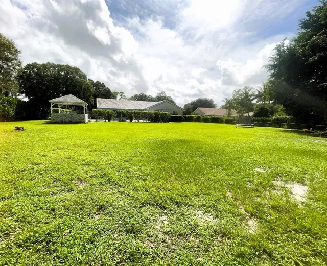 Paddock Park Residence photo 38