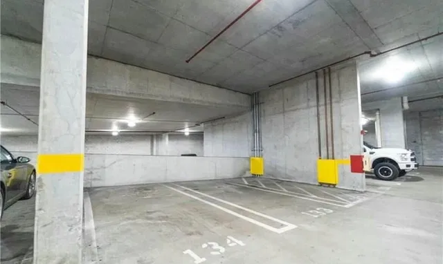 The Edge Unit 1515 photo 41