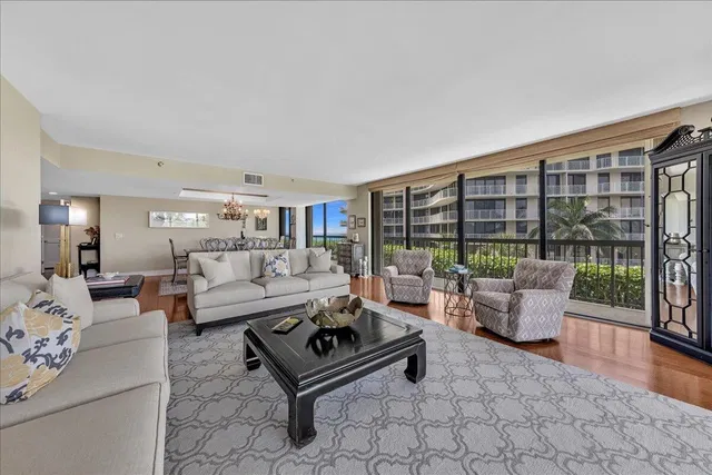 Emeraude Palm Beach Unit 201 photo 12