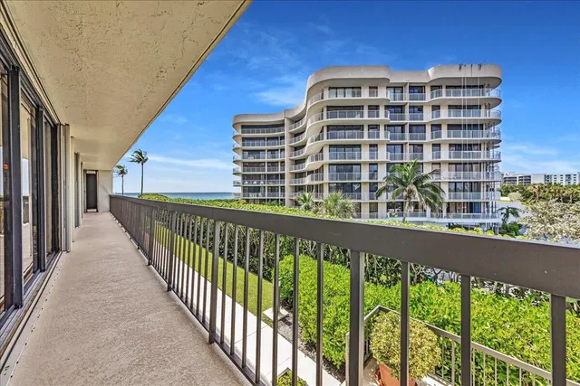 Emeraude Palm Beach Unit 201 photo 17