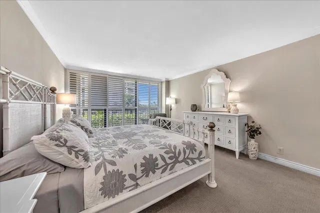 Emeraude Palm Beach Unit 201 photo 29