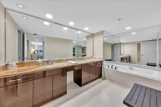 Emeraude Palm Beach Unit 201 photo 32