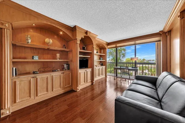Emeraude Palm Beach Unit 201 photo 38