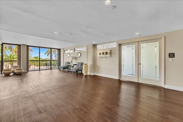 Emeraude Palm Beach Unit 201 photo 62
